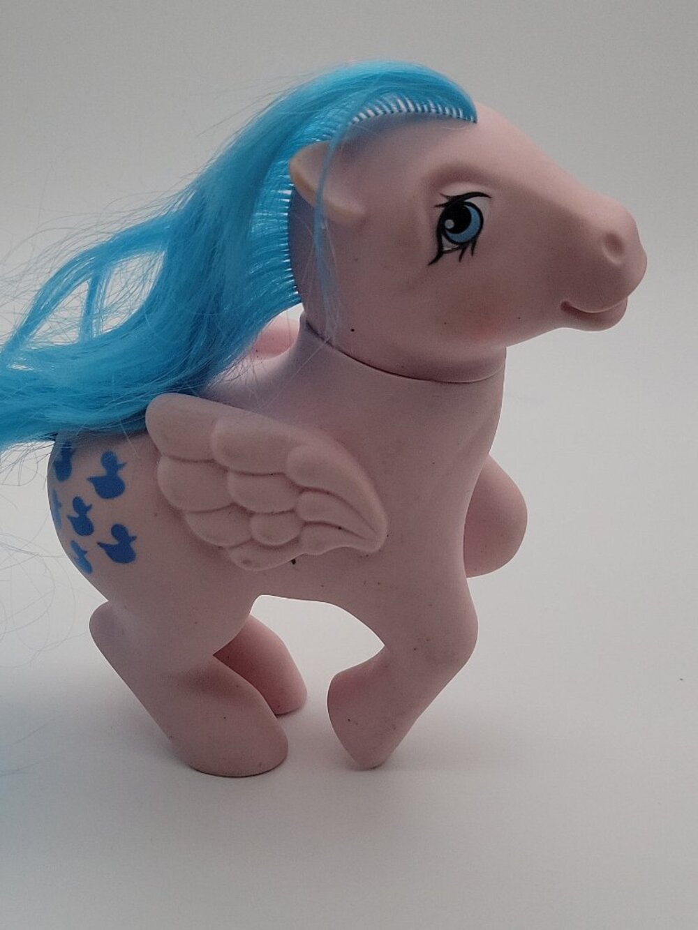 Hasbro My Little Pony Pegasus Figure 1983 Vintage Pink w/ Blue Mane Tail